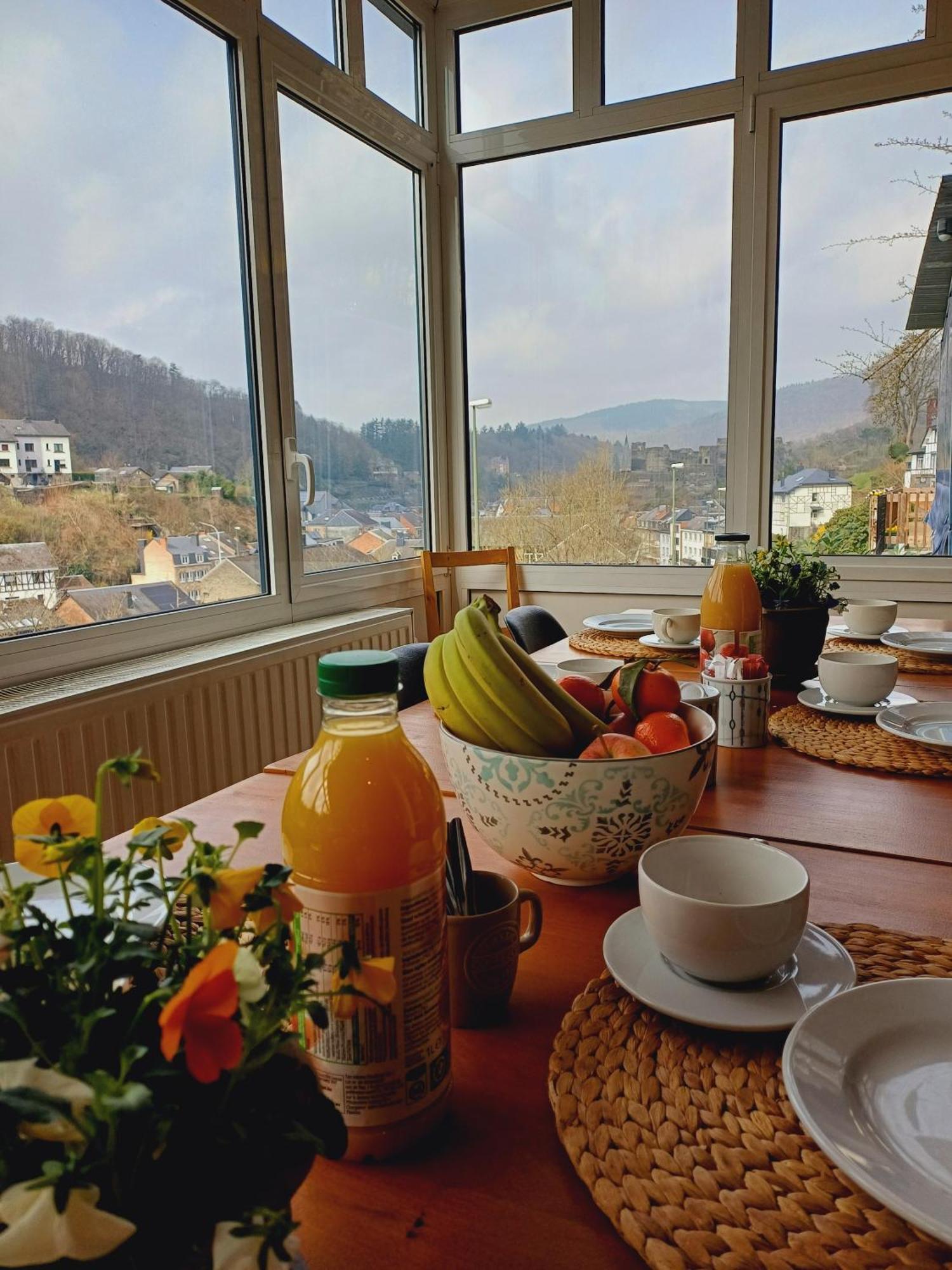 B&B Villa le Monde La-Roche-en-Ardenne Esterno foto